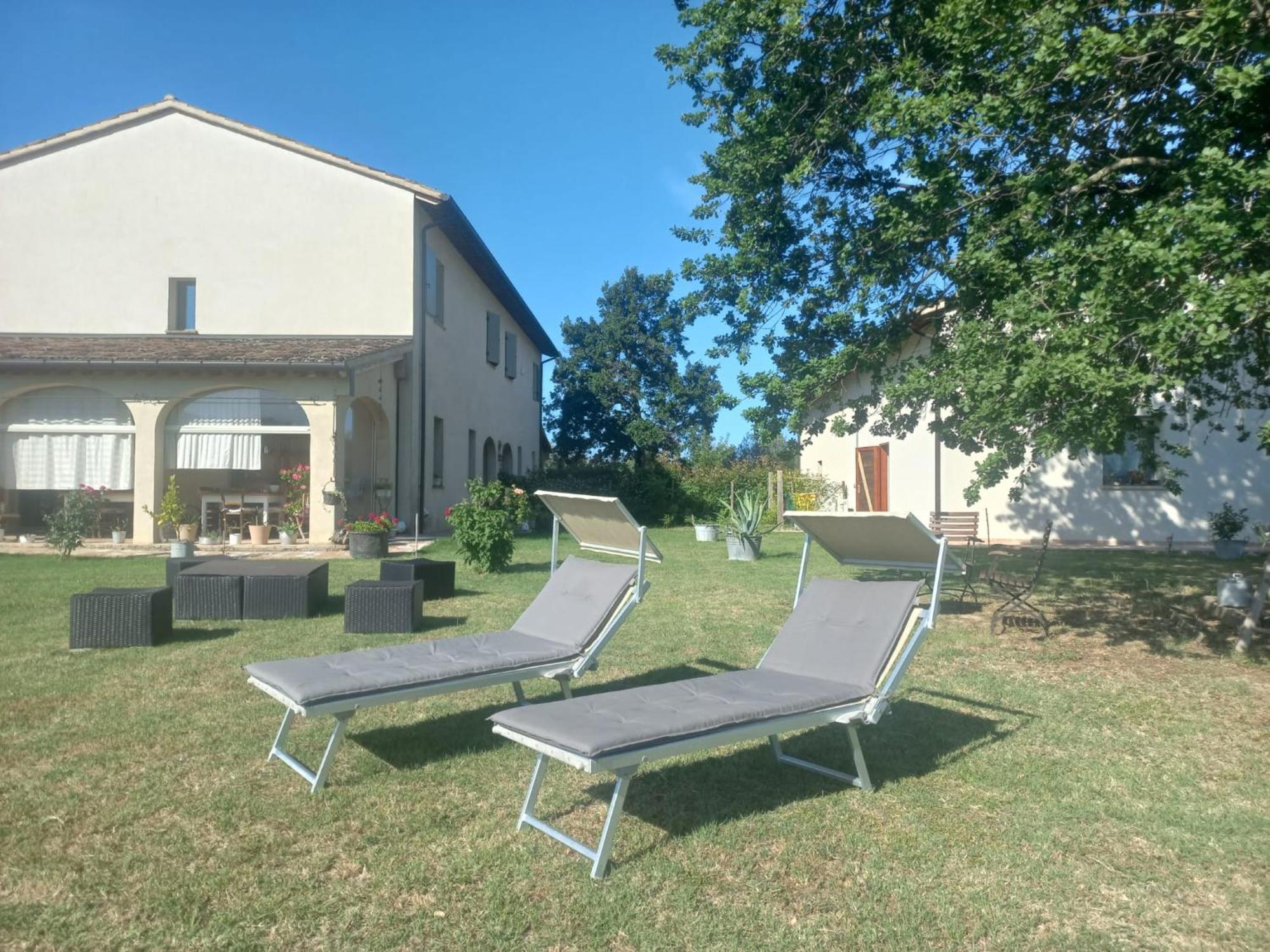 Beb Montefratta Bed & Breakfast Fratta Terme Exterior photo